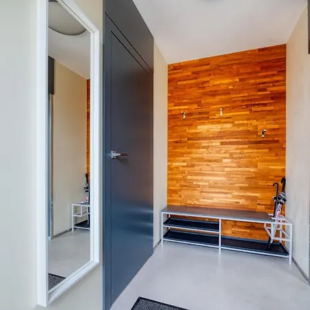 Dom Jednorodzinny ヴィラ *